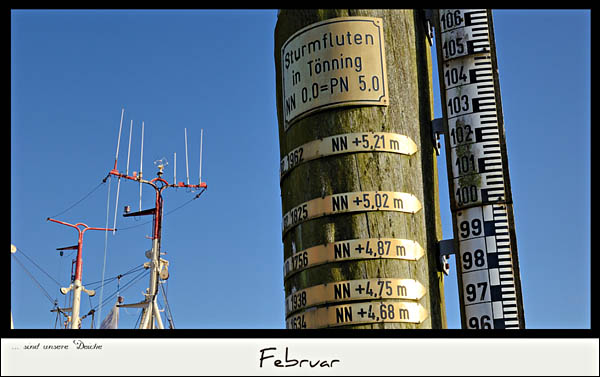 Hochwassermarken am Tönninger Hafen, © 2012 Juergen Kullmann