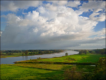 Die Elbe bei Arneburg, Kreis Stendal, © 2017 Jürgen Kullmann