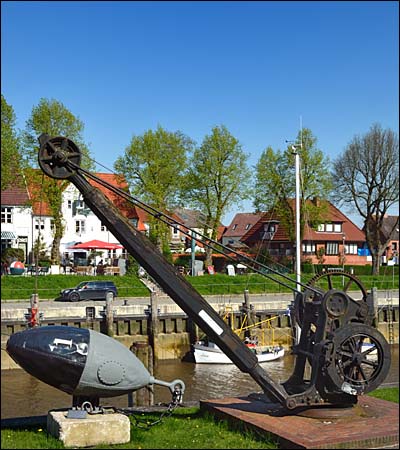 Englischer Handkran am Hafen von Tönning, © 2016 Juergen Kullmann