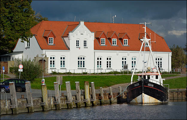 Wasserstraßen- und Schifffahrtsamt Tönning, © 2016 Juergen Kullmann