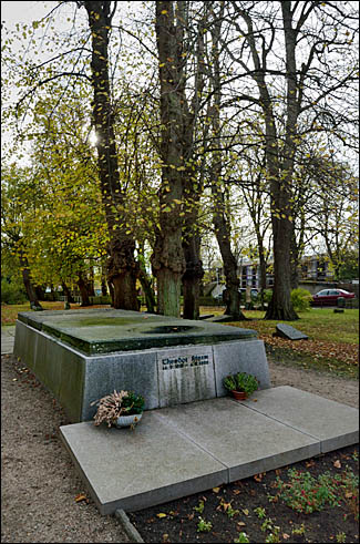 Storms Grab auf dem Friedhof St. Juergen, © 2018 Juergen Kullmann